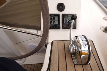 Фото номера Mobile Home with Private External Bathroom Ботели Bavaria 46 Cruiser г. Мангалия 27