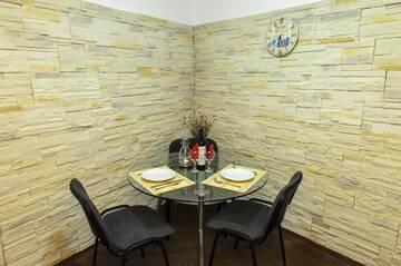 Фото номера Two-Bedroom Apartment- semi-basement Апарт-отели Villa Casafina Serviced Apartments г. Мангалия 9