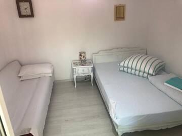 Фото номера Дом с 1 спальней Дома для отпуска Casa de vacanta г. Мангалия 17